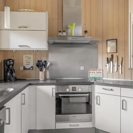 Naewe - 30km From The Sea By Interhome *