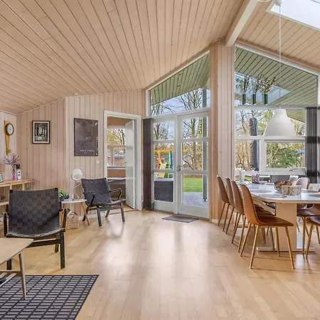 Naewe - 30km From The Sea By Interhome *