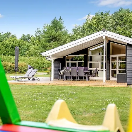 Naewe - 30km From The Sea By Interhome Semesterbostad