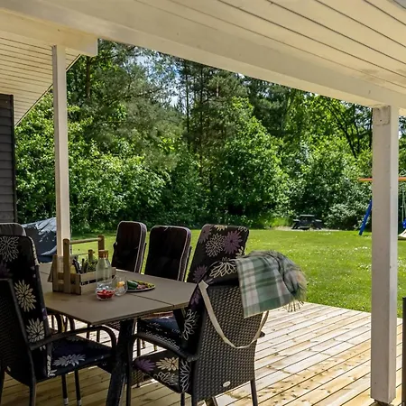 Naewe - 30km From The Sea By Interhome *