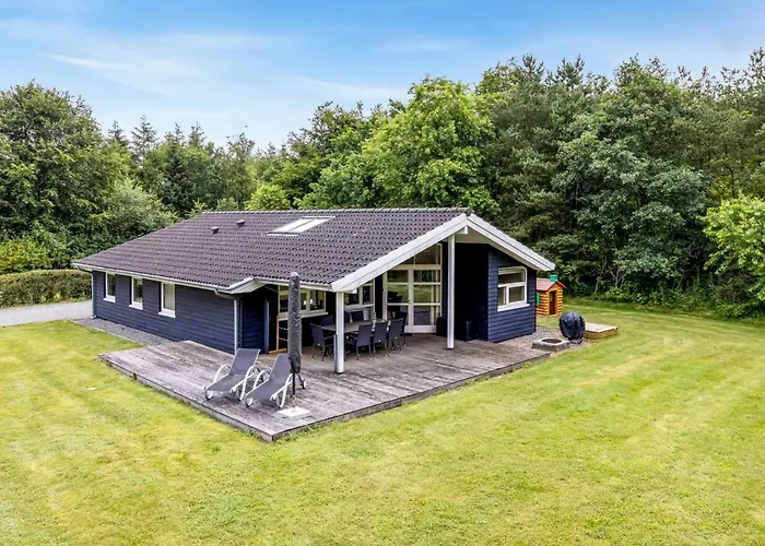 Naewe - 30km From The Sea By Interhome *